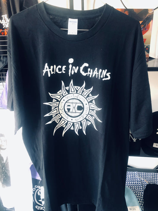 Alice In Chains - Classic Logo T-Shirt